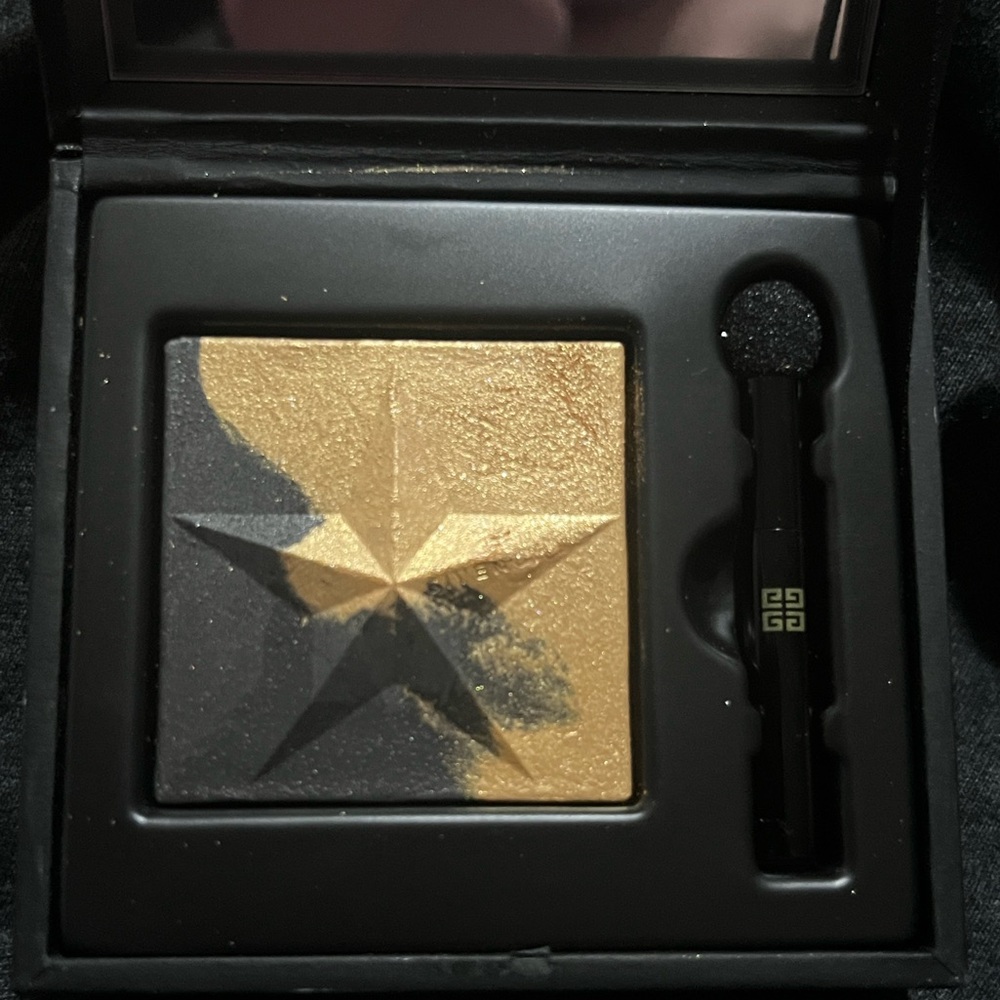 Givenchy eyeshadow